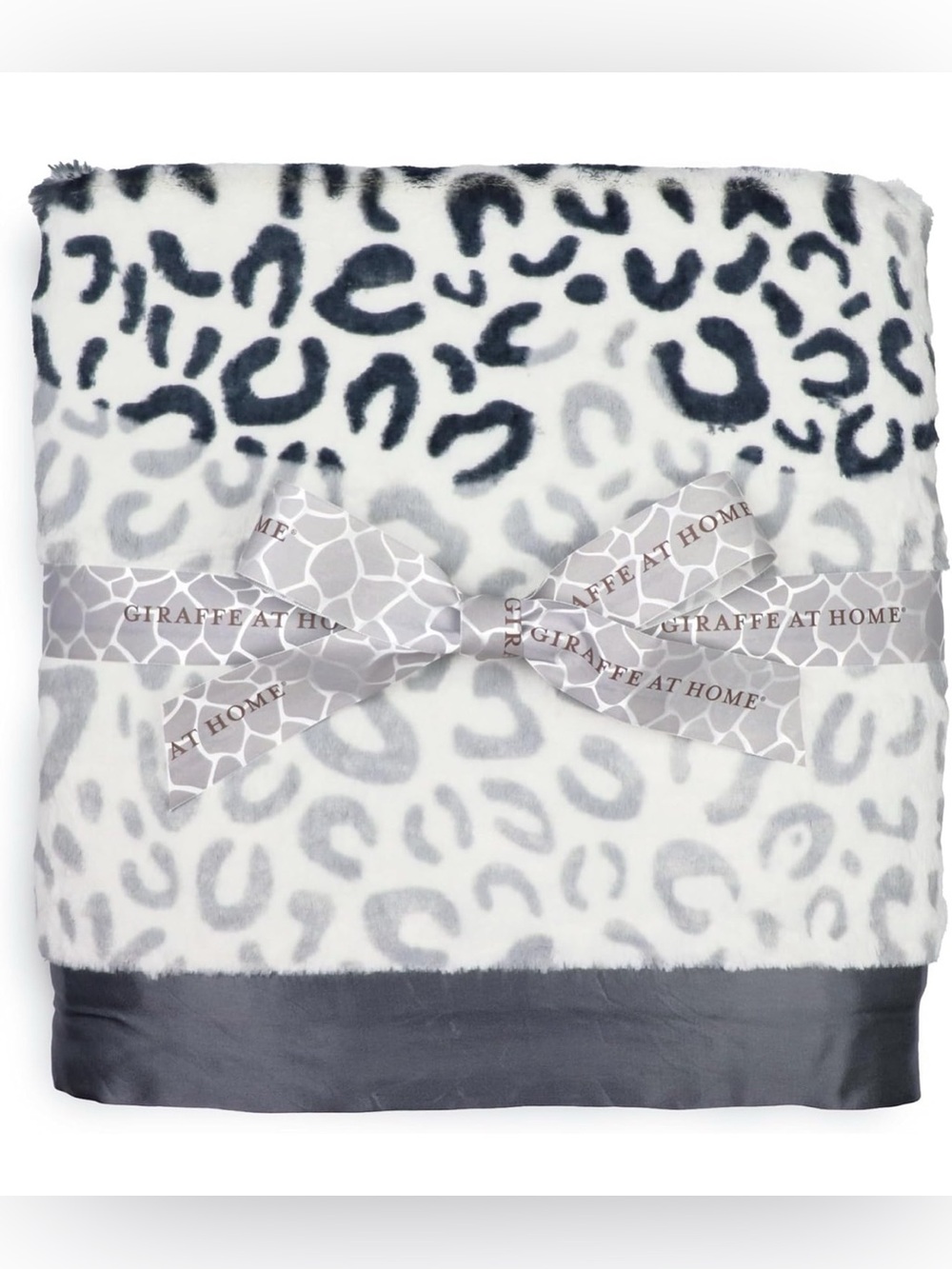 BNIB Little Giraffe Luxe Shadow Leopard Throw (45” x 59”)